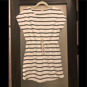 🔴 3/$30 J. CREW navy & white striped dress XS